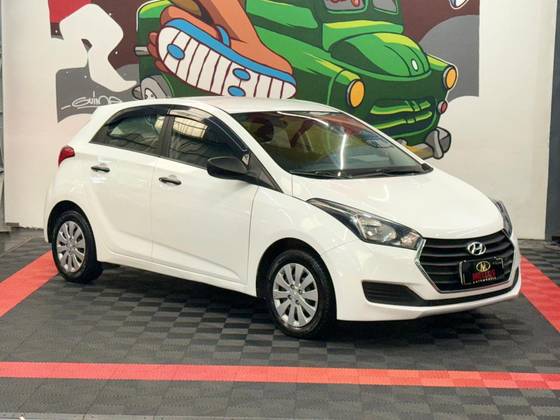 HYUNDAI HB20 1.0 COMFORT 12V FLEX 4P MANUAL HYUNDAI HB20 1.0 COMFORT 12V FLEX 4P MANUAL